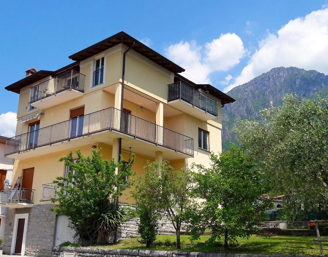 Mansarda Sole E Lago Lierna Apartment